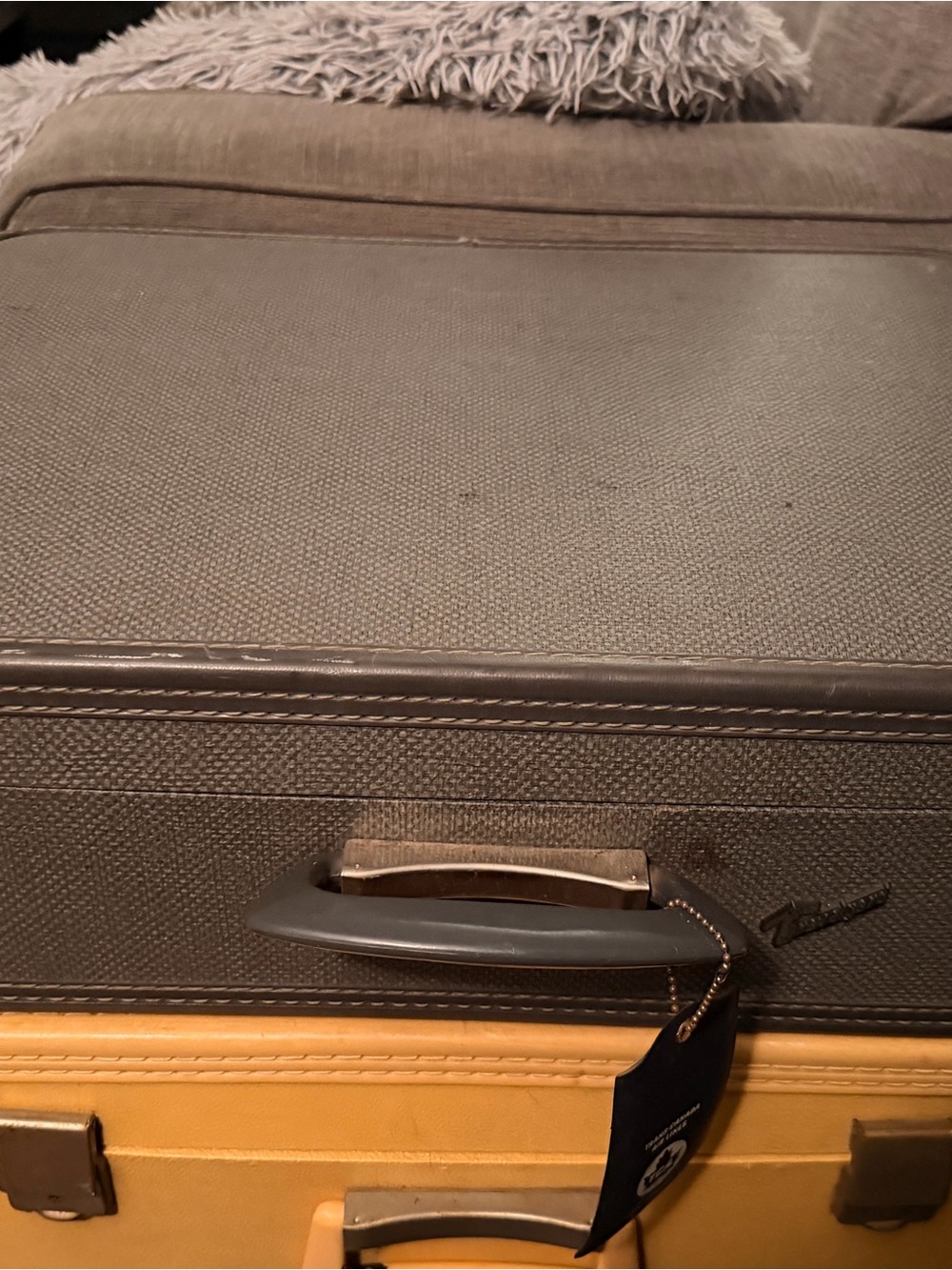 Vintage Gray Travel Suitcase with Handle - Unbranded